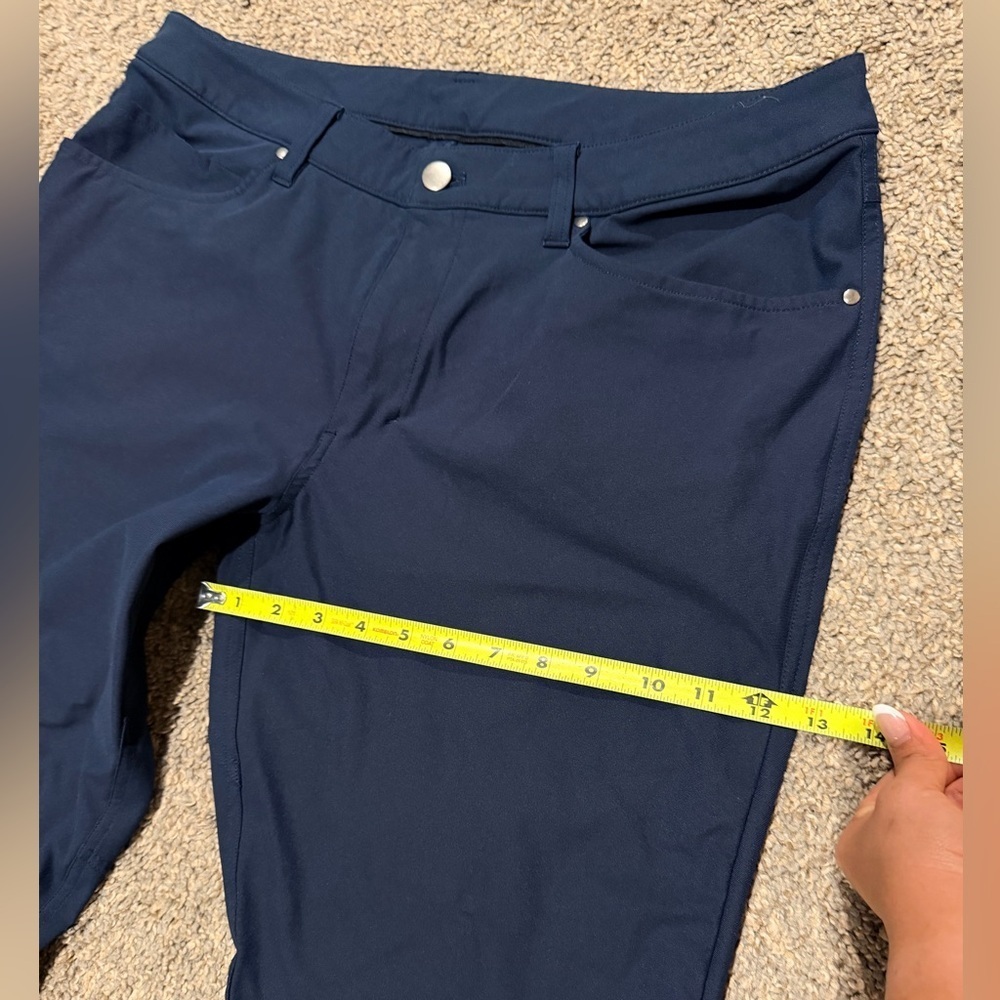 Lululemon ABC Slim-Fit 5-Pocket Pants, Size 35
Warpstreme
Warpstreme™ stretch - Picture 10 of 12